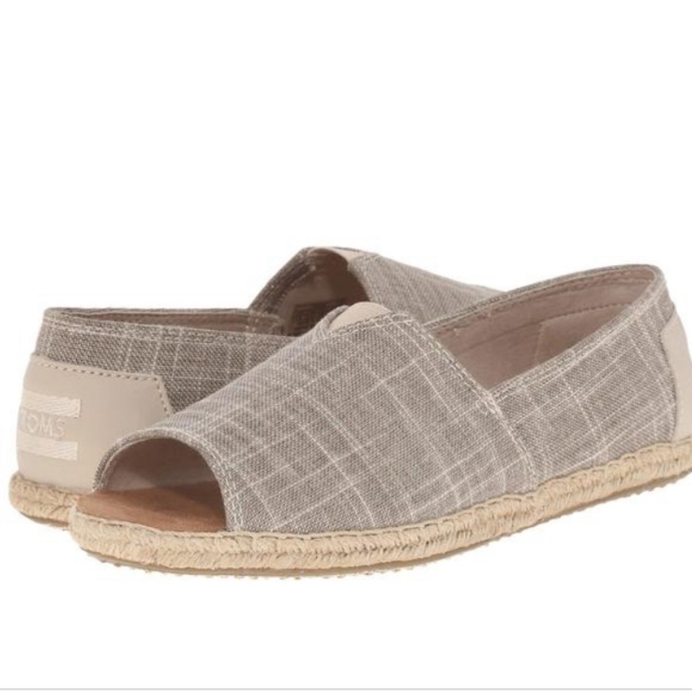 Tom’s open toed espadrilles flats
